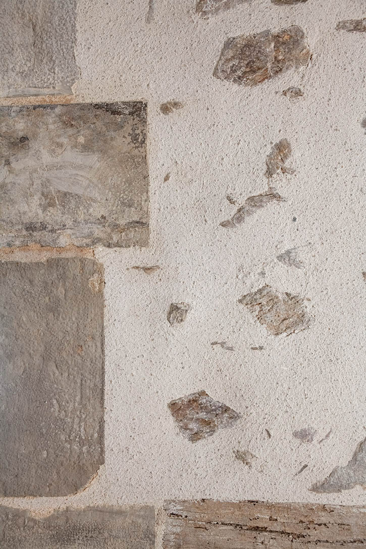 Enduit de chaux pierre à vue et stuc d'argile-La Combarie-Florent Ferlaud-Matiériste coloriste en décor mural-®Lisa-Gervassi-2023-004